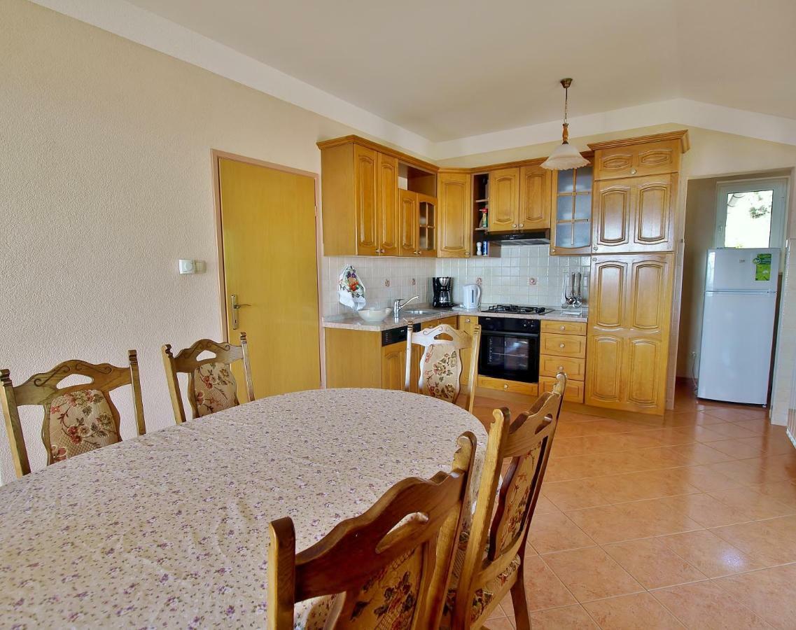 Apartmani Andelo I Ruzica Mundanije 外观 照片