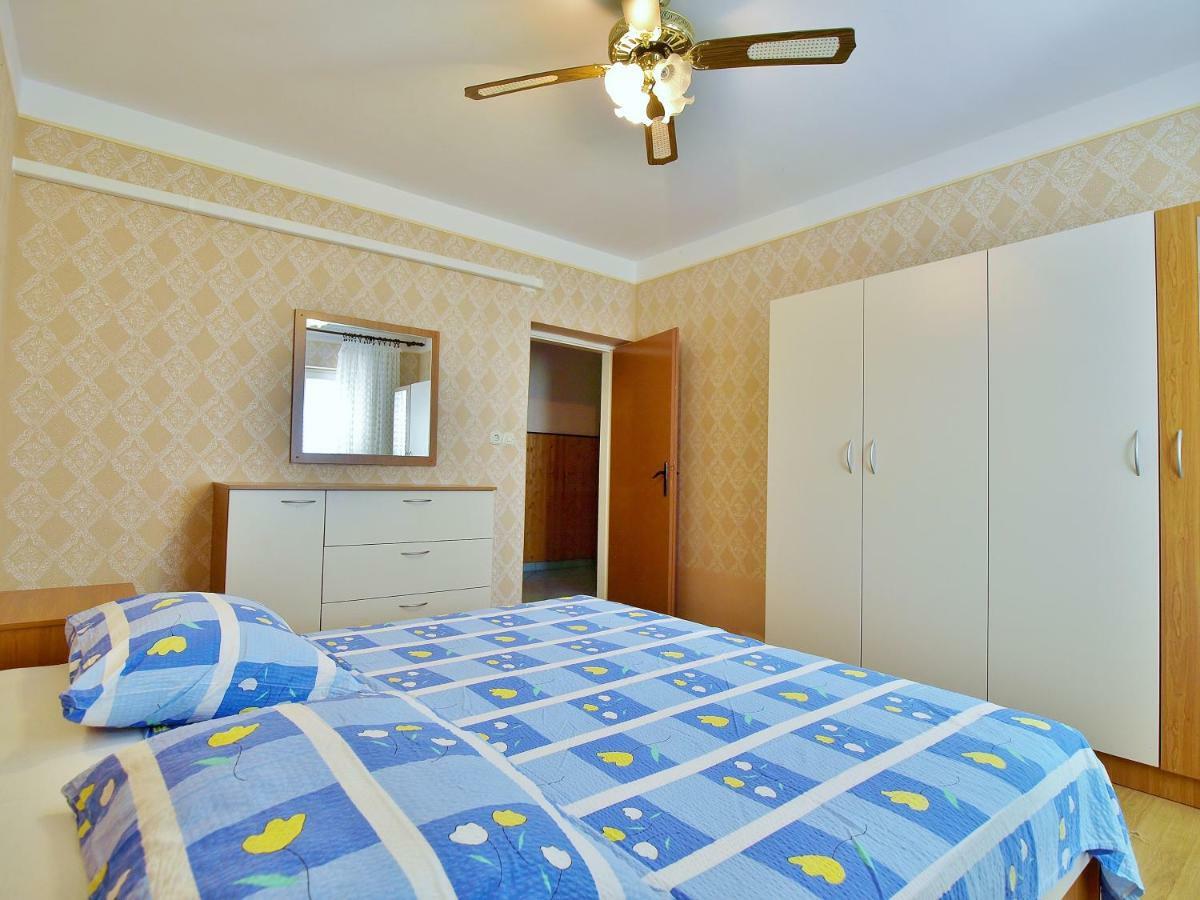 Apartmani Andelo I Ruzica Mundanije 外观 照片